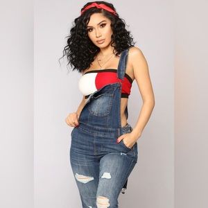 FASHION NOVA DENIM OVERALLS 🚨SOLD OUT🚨
